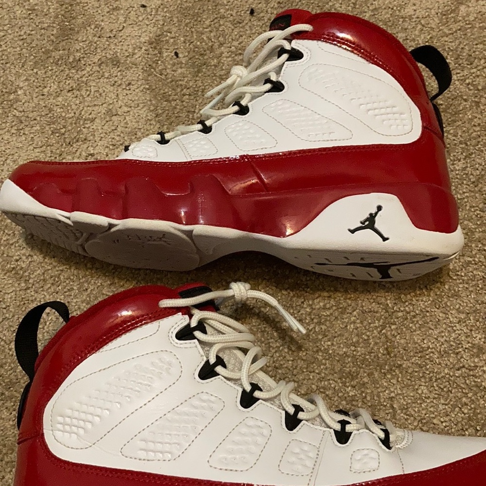 Jordan 9 gym red
